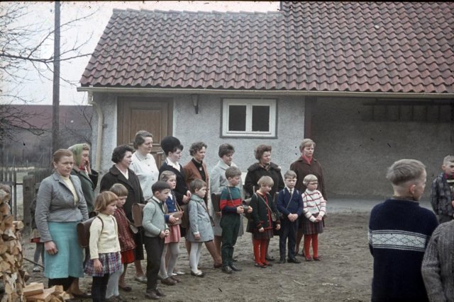 Dorf 1964