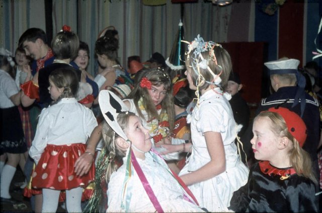 Dorf 1964