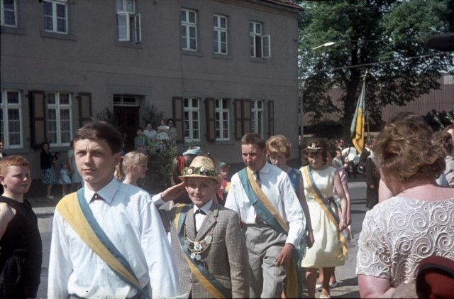 Dorf 1964