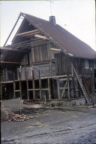 Dorf 1964