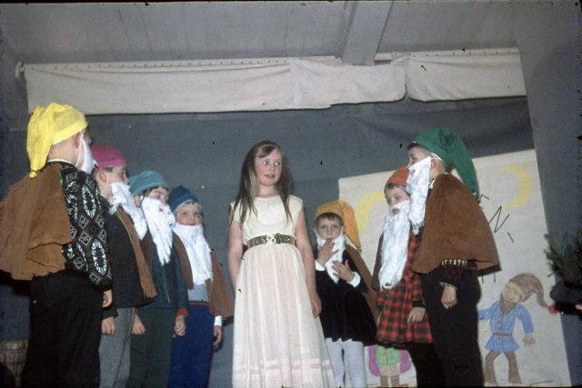 Dorf 1964
