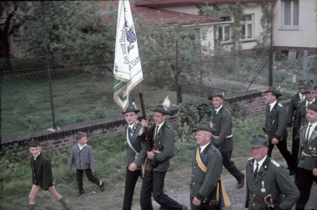 Dorf 1965