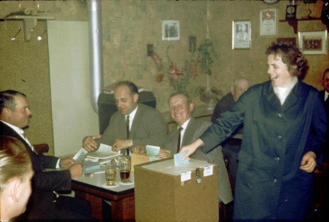Dorf 1965