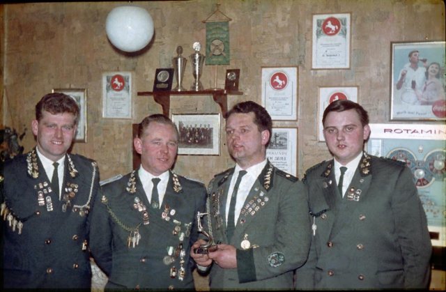 Dorf 1965